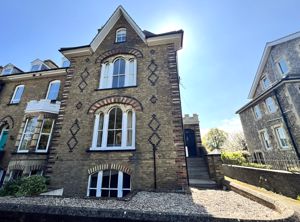 Photo 16- click for photo gallery